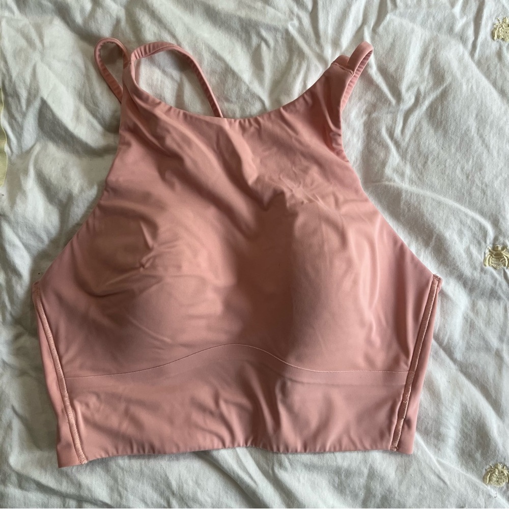 Lululemon high neck sports bra
